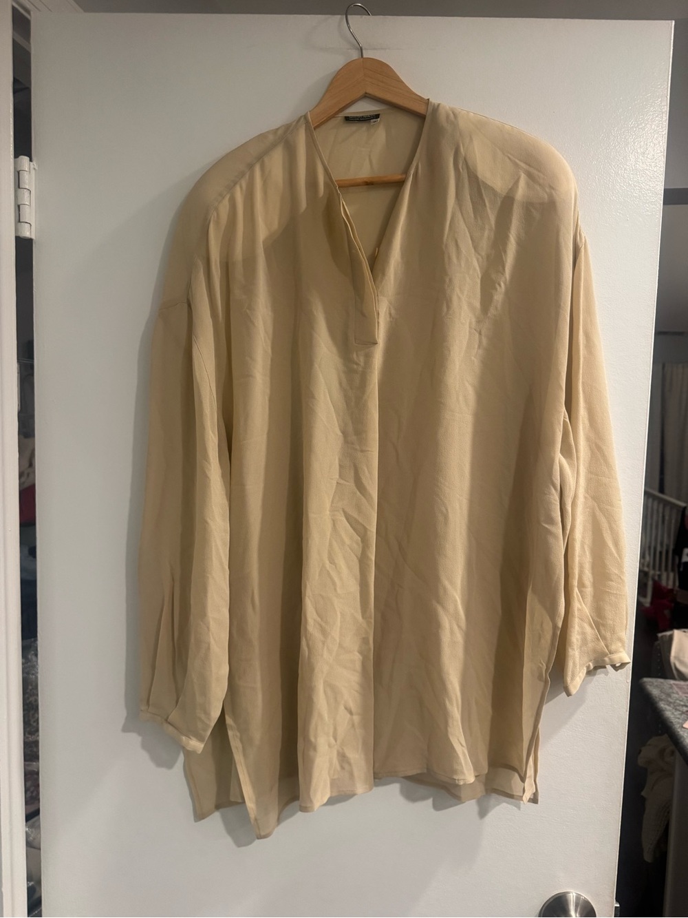 Vintage Giorgio Armani 100% Silk Women’s Shirt Size 44 High Side Slits
